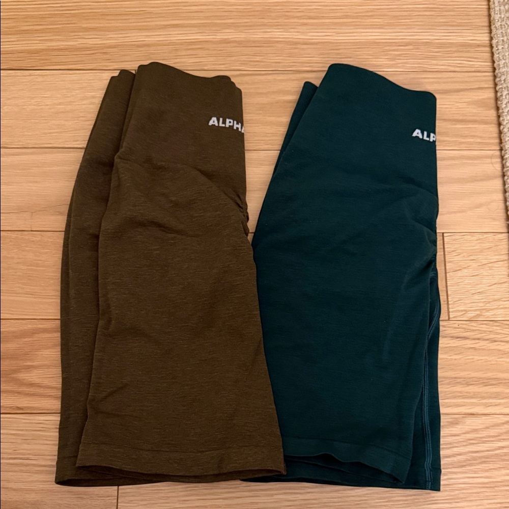 Alphalete amplify 7in biker shorts 2 pairs (brown and green) size small